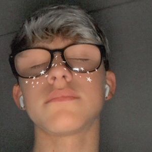 Meet your Posher, Seth